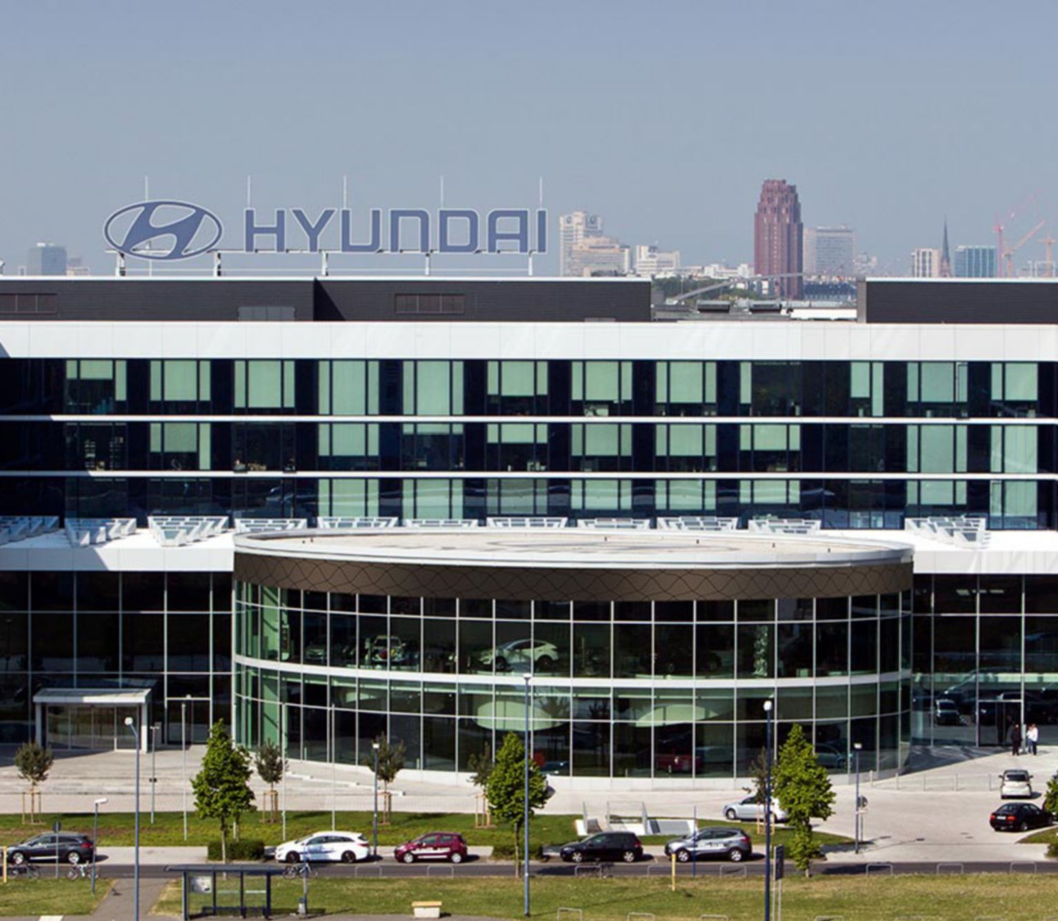 Hyundai Motor Europe Joins Earth Hour On March 24th